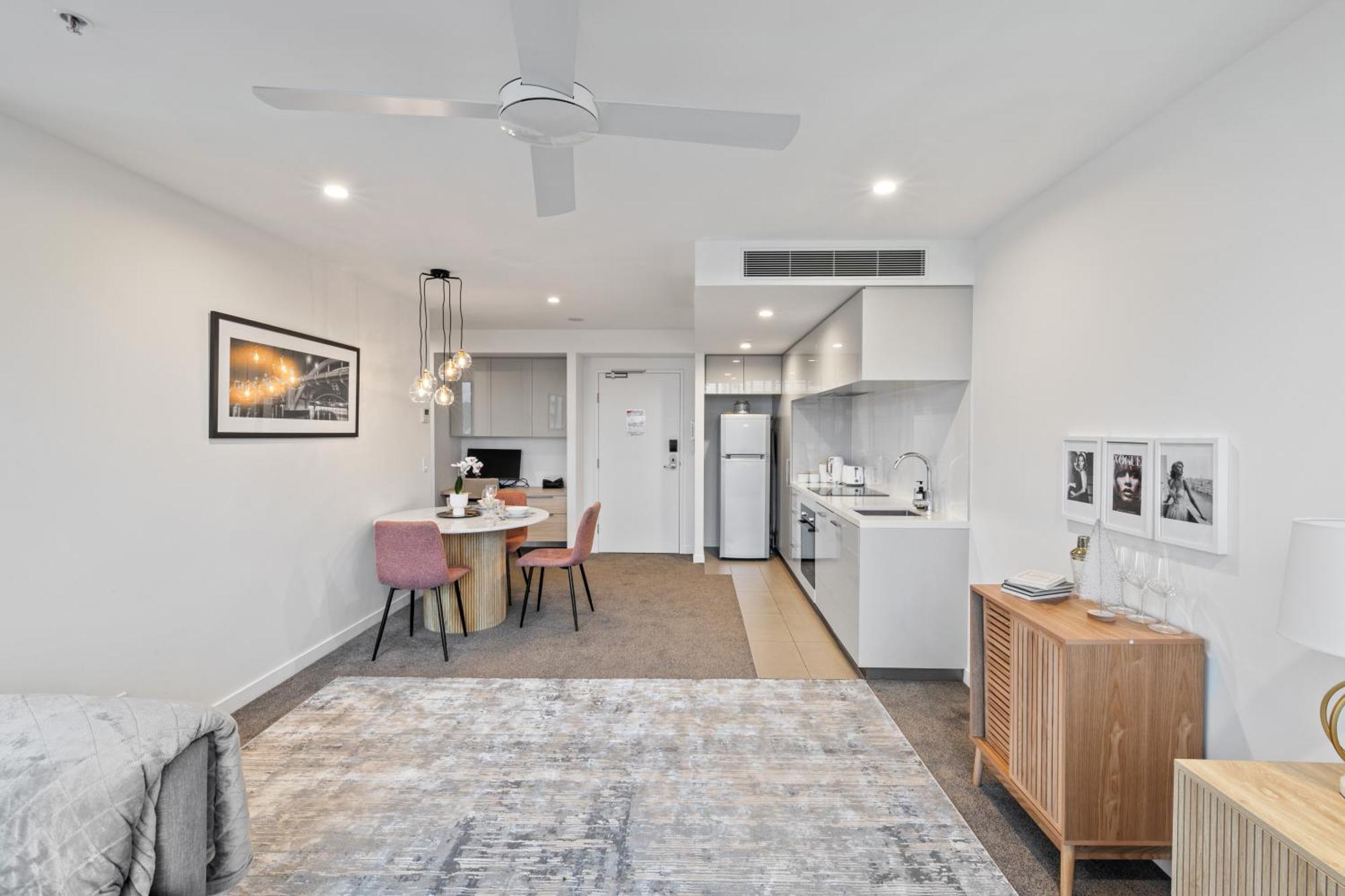 Hearty Milton Apartments Brisbane Exterior photo